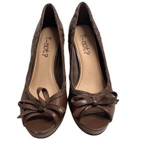 Y-NOT?‎ Women’s Angelina Peep Toe Heels Size 7.5 M